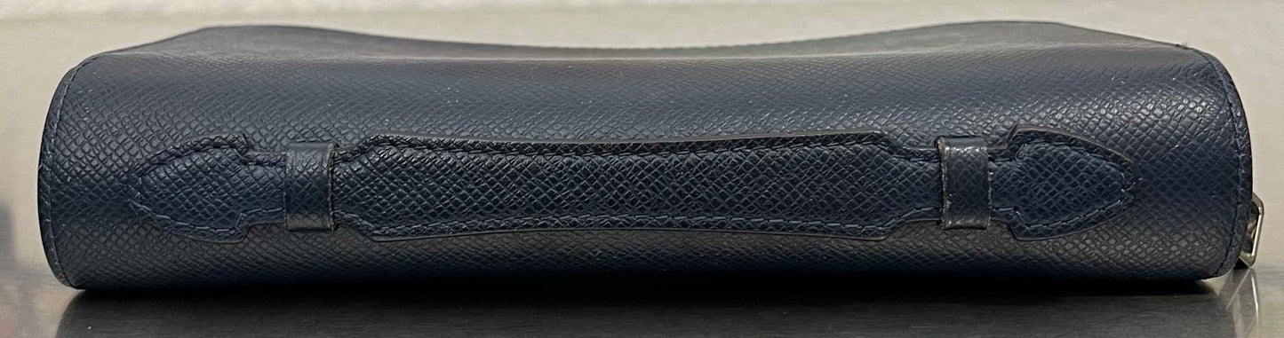 Louis Vuitton Zippy XL Taiga