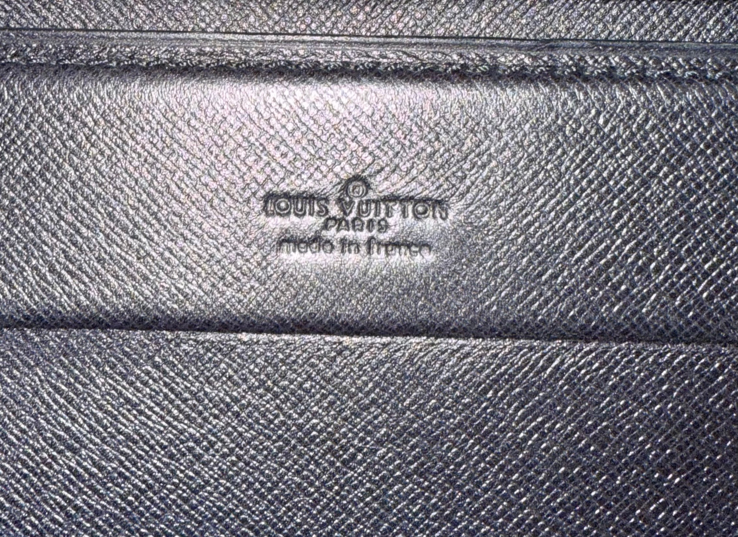 Louis Vuitton Président Classeur Epi
