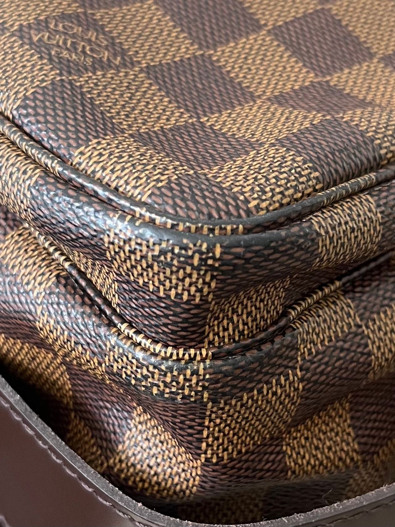 Louis Vuitton Naviglio Messenger