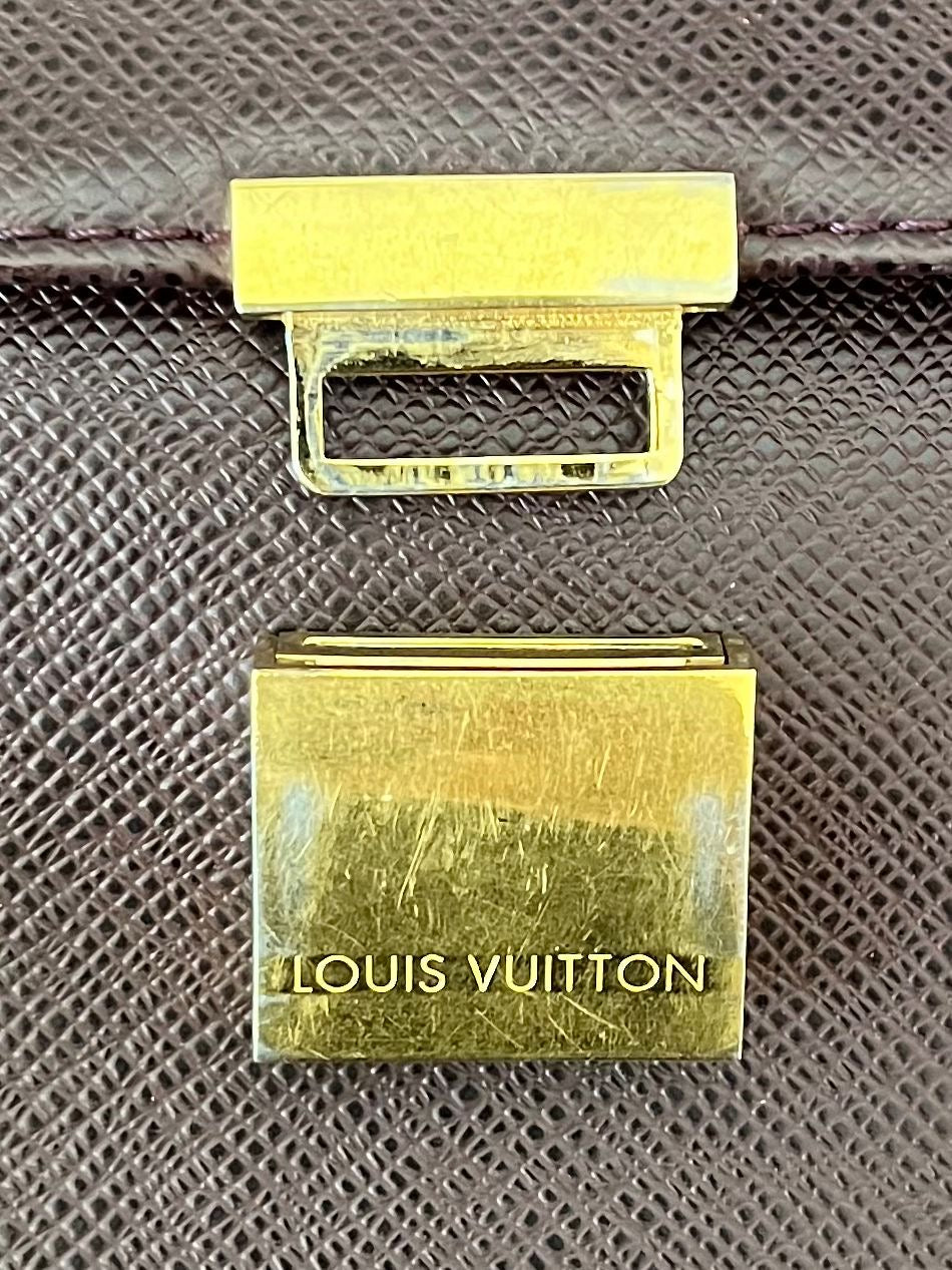 Louis Vuitton Angara Taiga