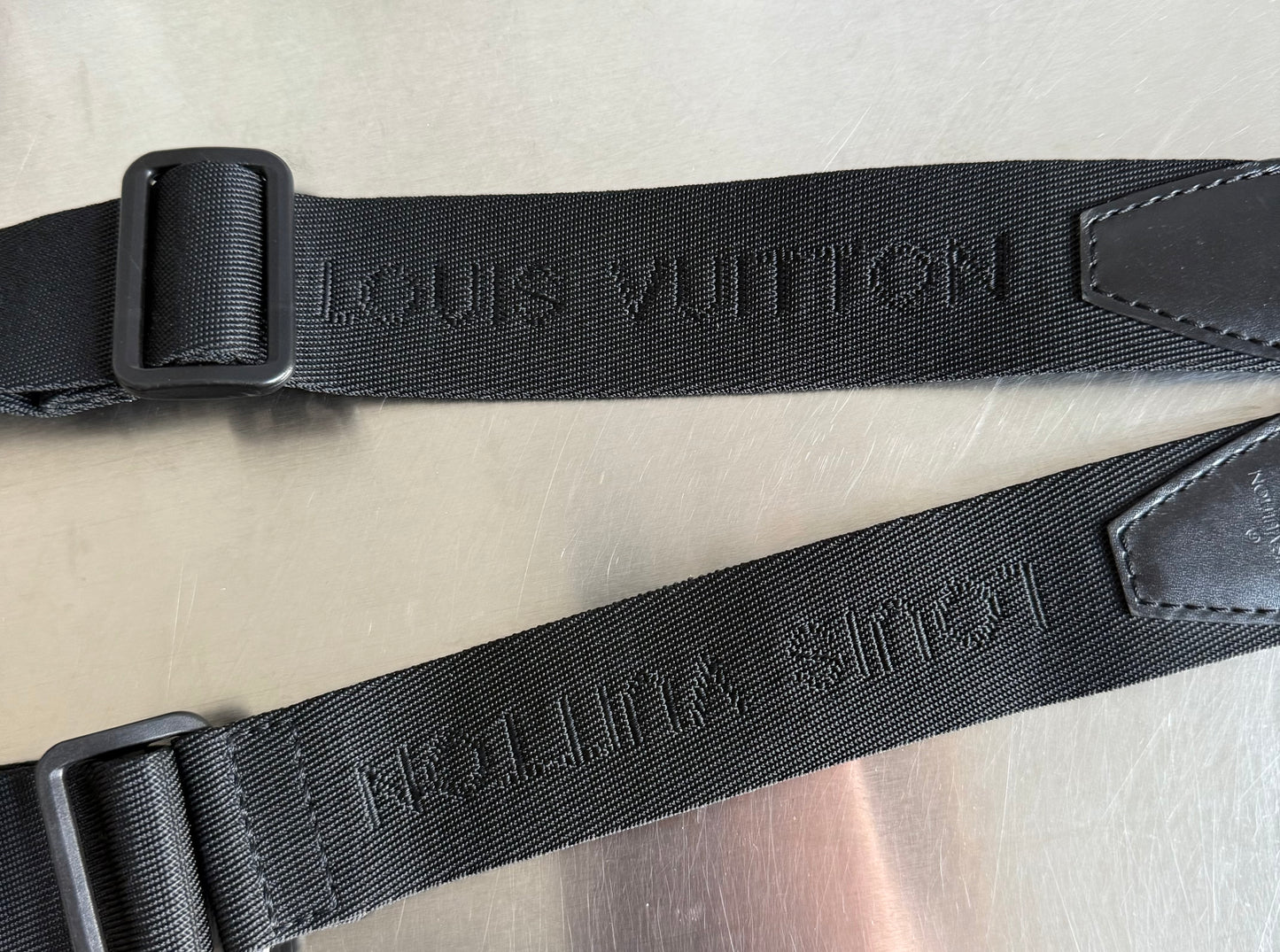 Louis Vuitton Cinq Cintre Kleidersack