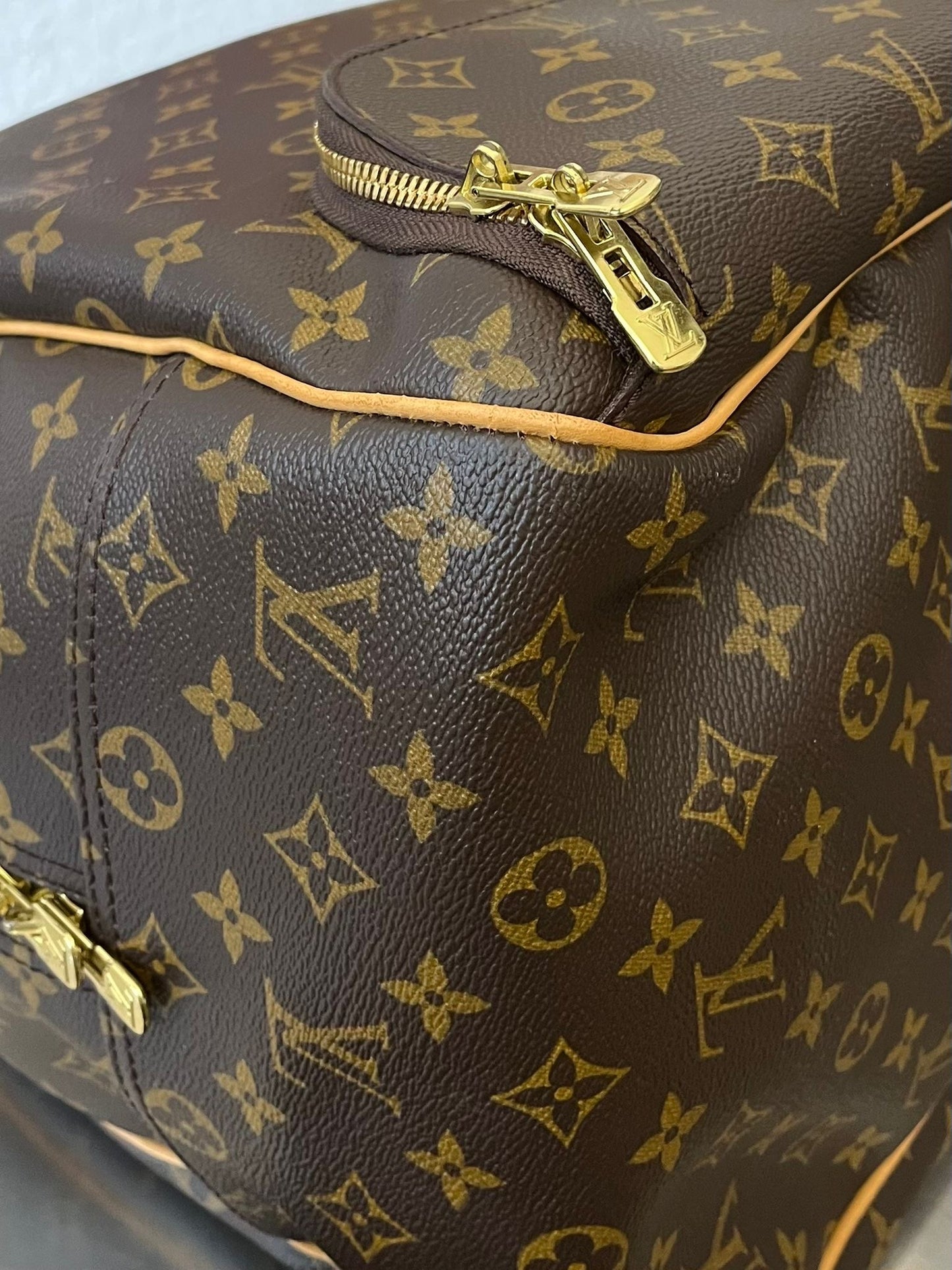 Louis Vuitton Evasion