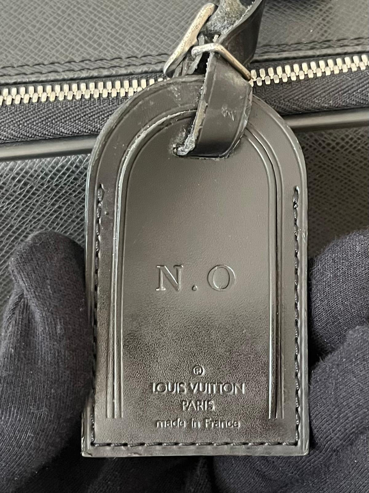 Louis Vuitton Pegase 60 Taiga