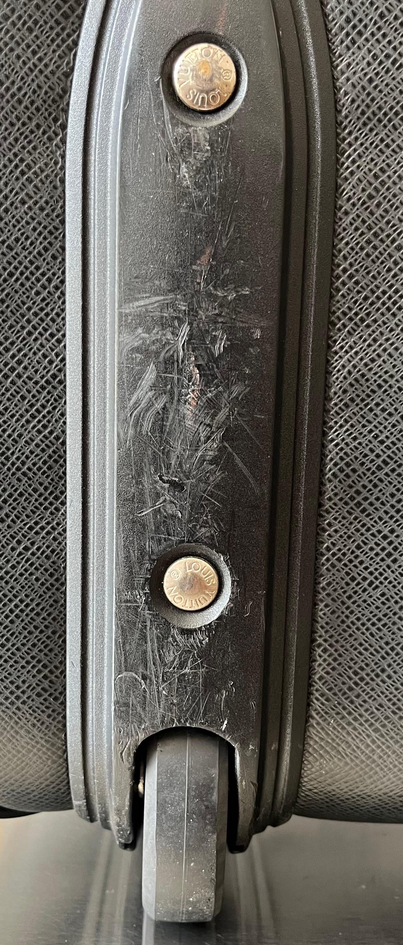 Louis Vuitton Pegase 50 Taiga
