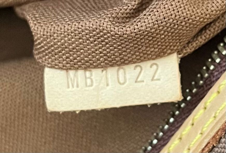 Louis Vuitton Porte Documents Pegase Monogram