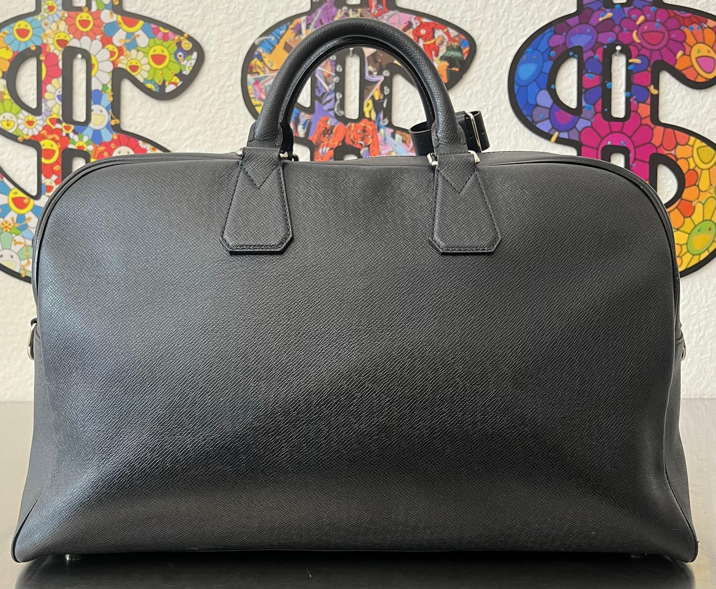 Louis Vuitton Neo Kendall Taiga Leder (dunkelblau)