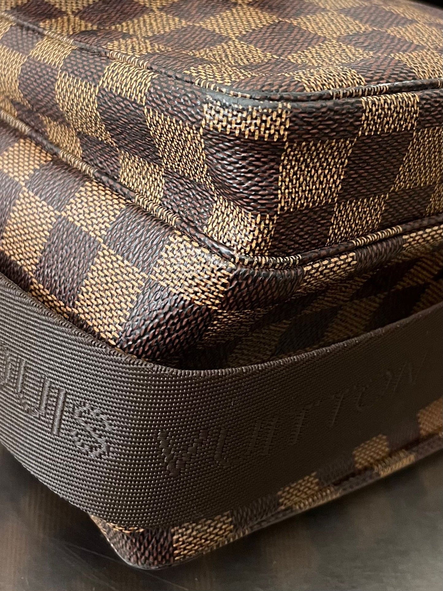 Louis Vuitton Broadway