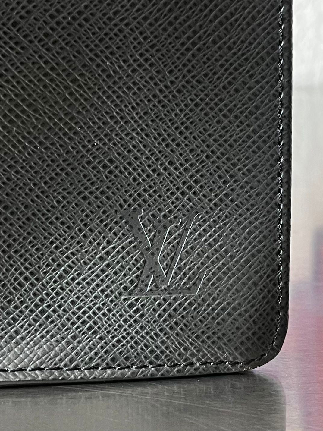 Louis Vuitton Angara Taiga
