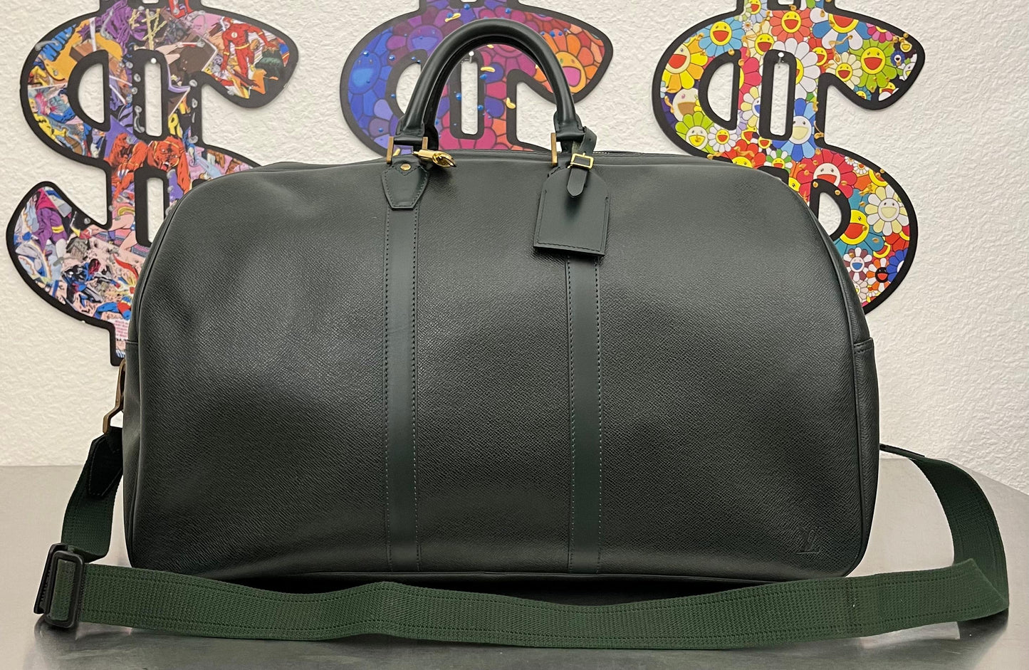 Louis Vuitton Kendall GM Taiga Leder