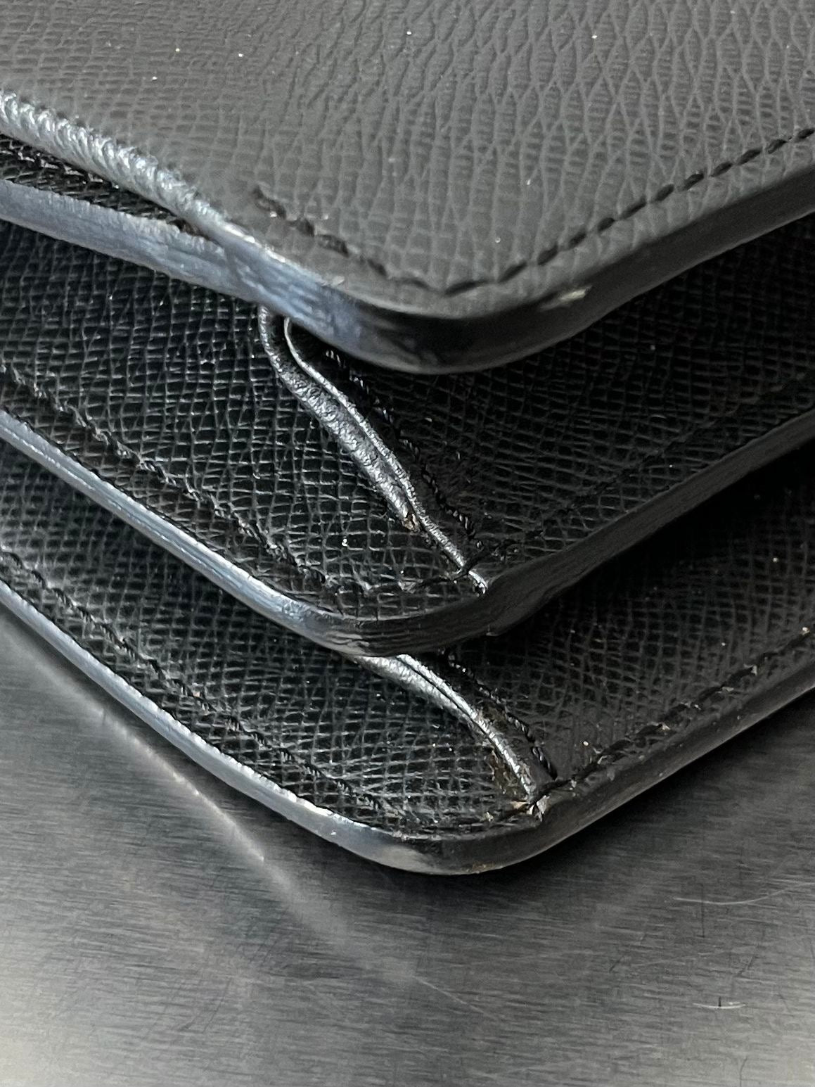Louis Vuitton Robusto 2 Taiga