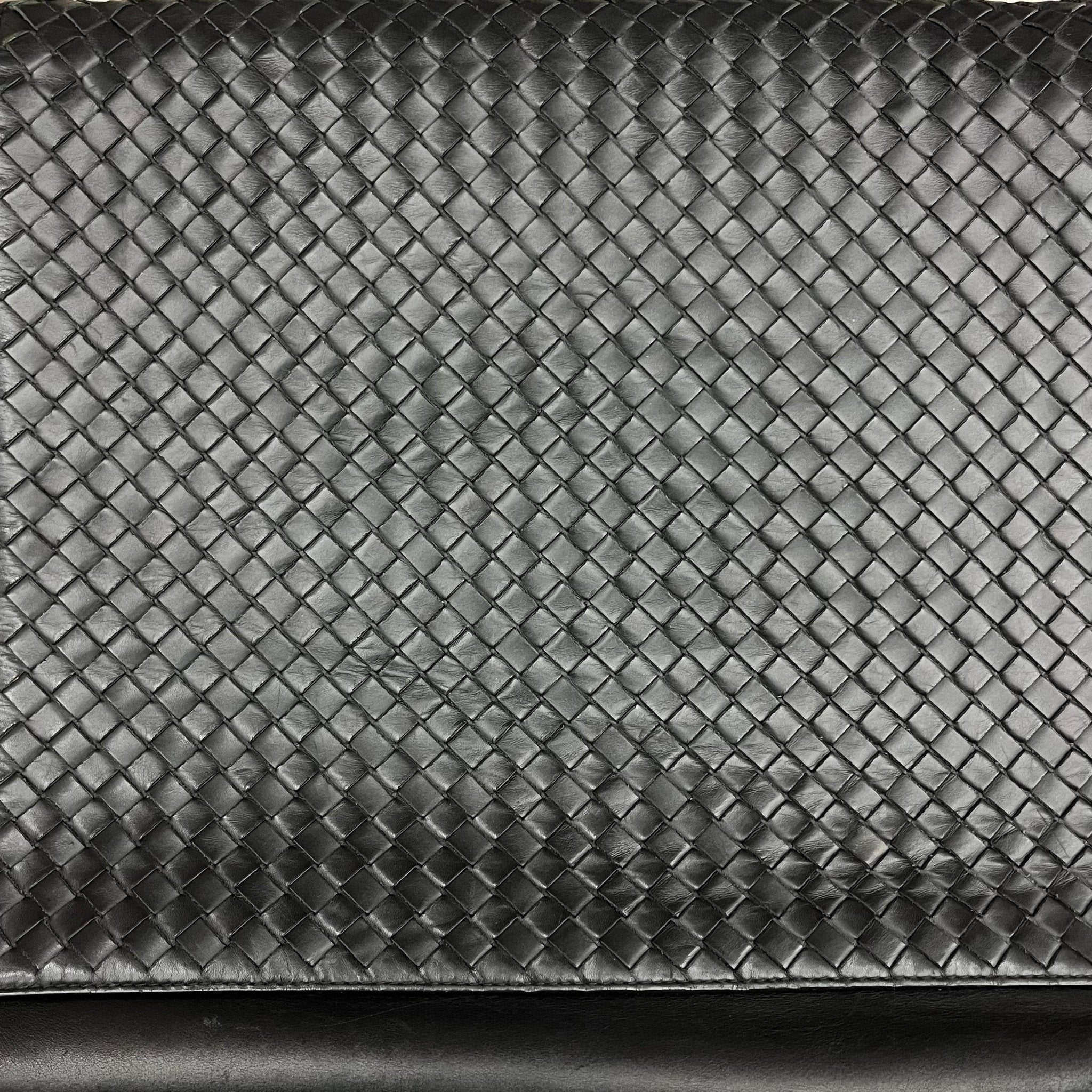 Bottega Veneta Intrecciato Messenger