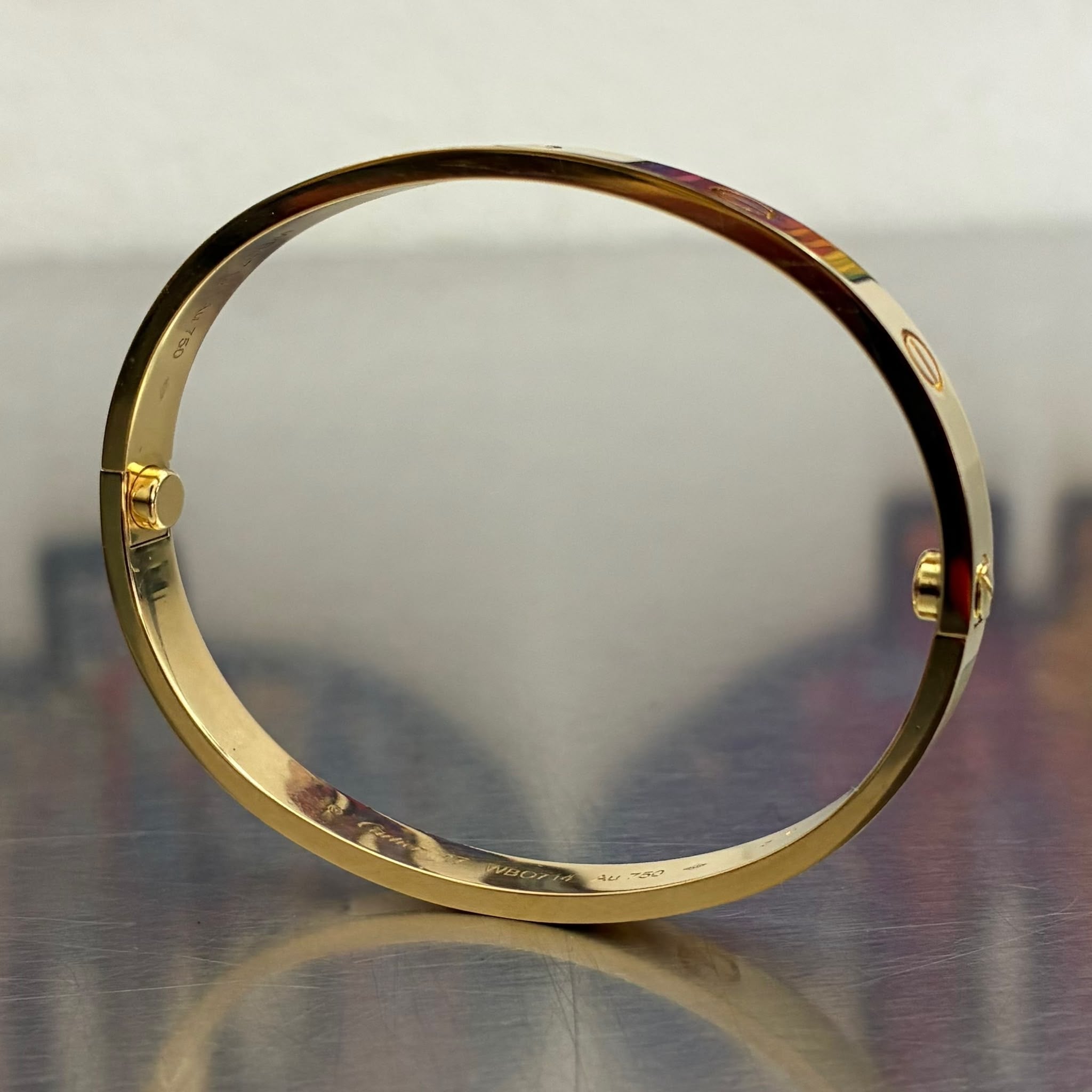 Cartier Love Armreif Klassisches Modell Gelbgold Größe 17