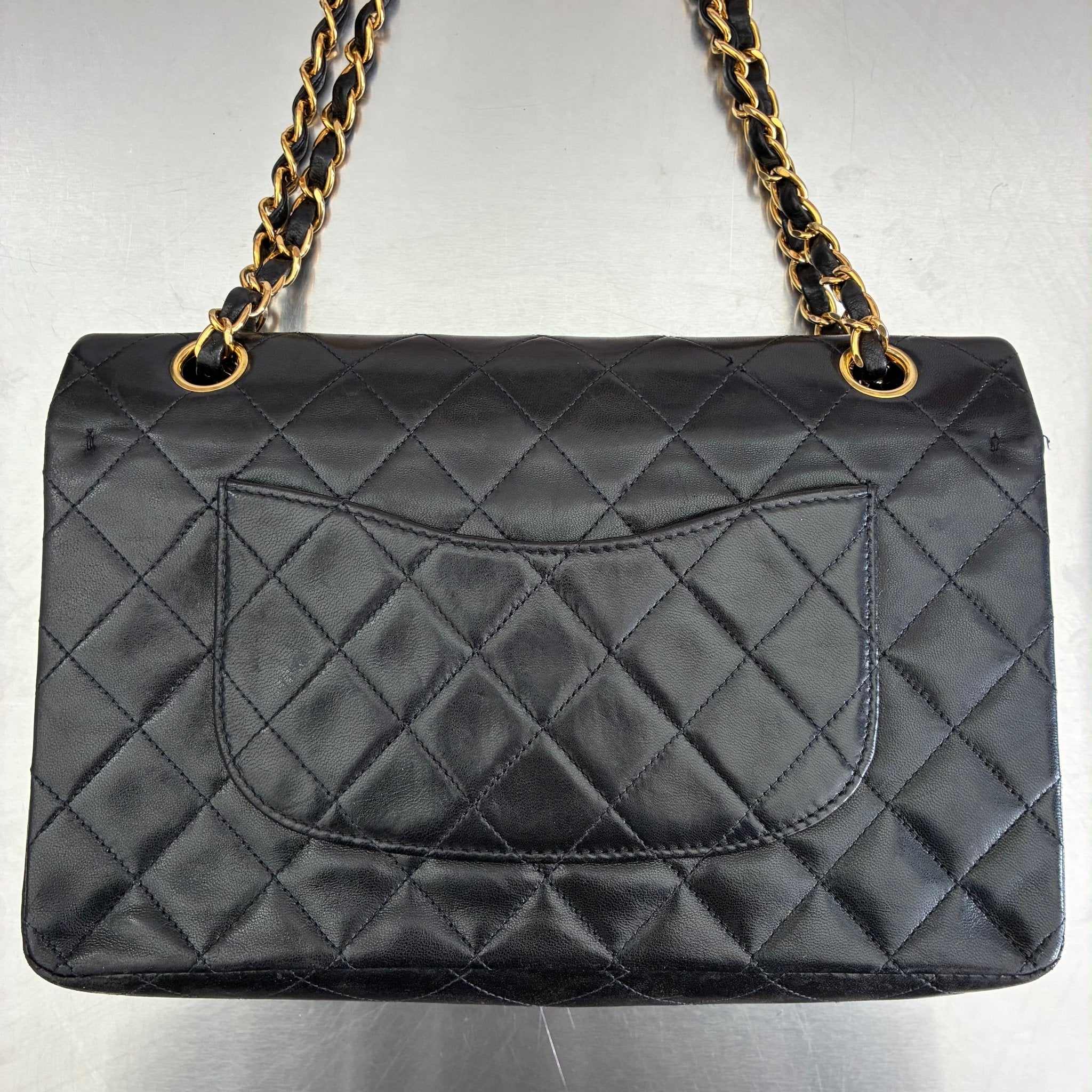 Chanel Timeless mittelgroße Tasche Lammleder