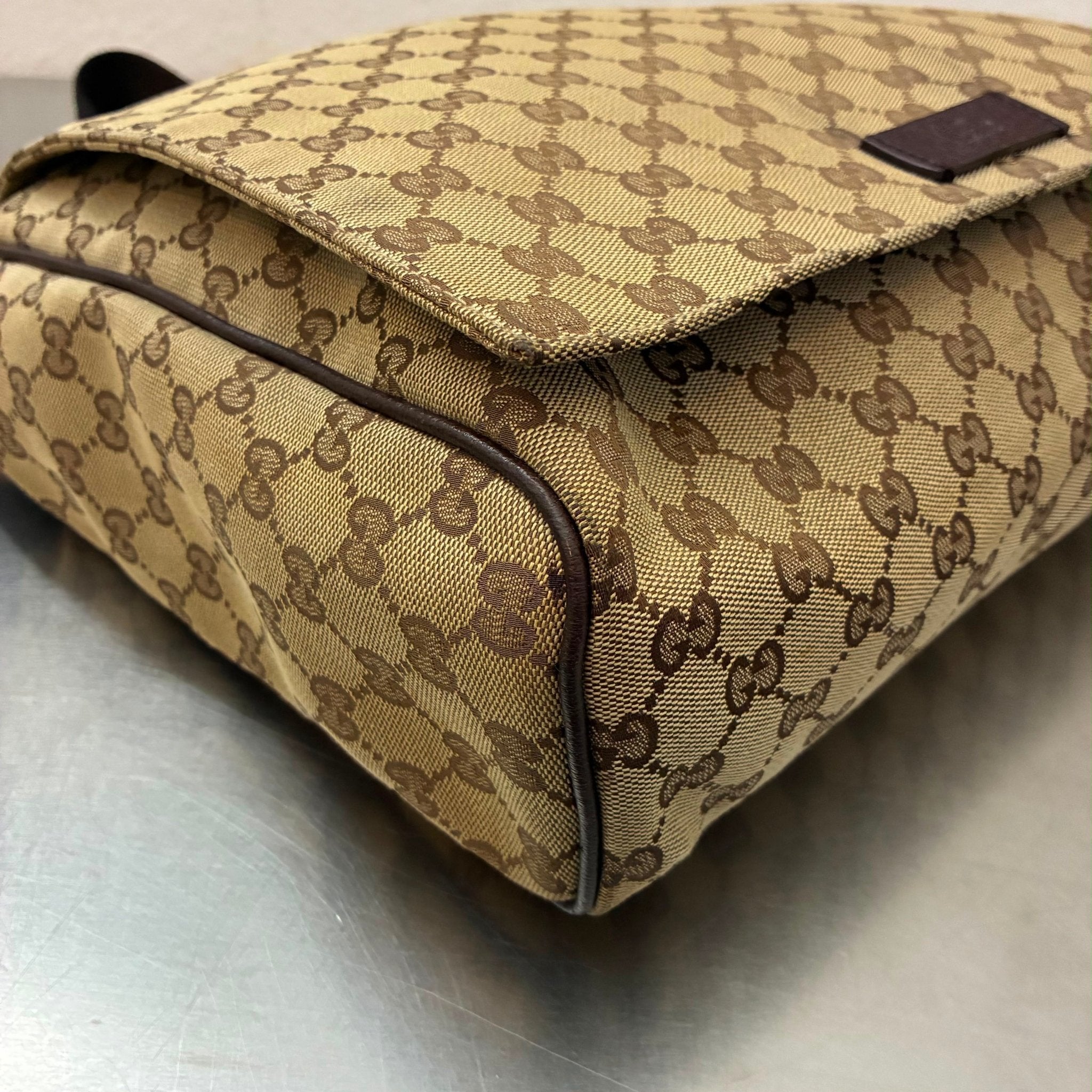 Gucci GG Messenger