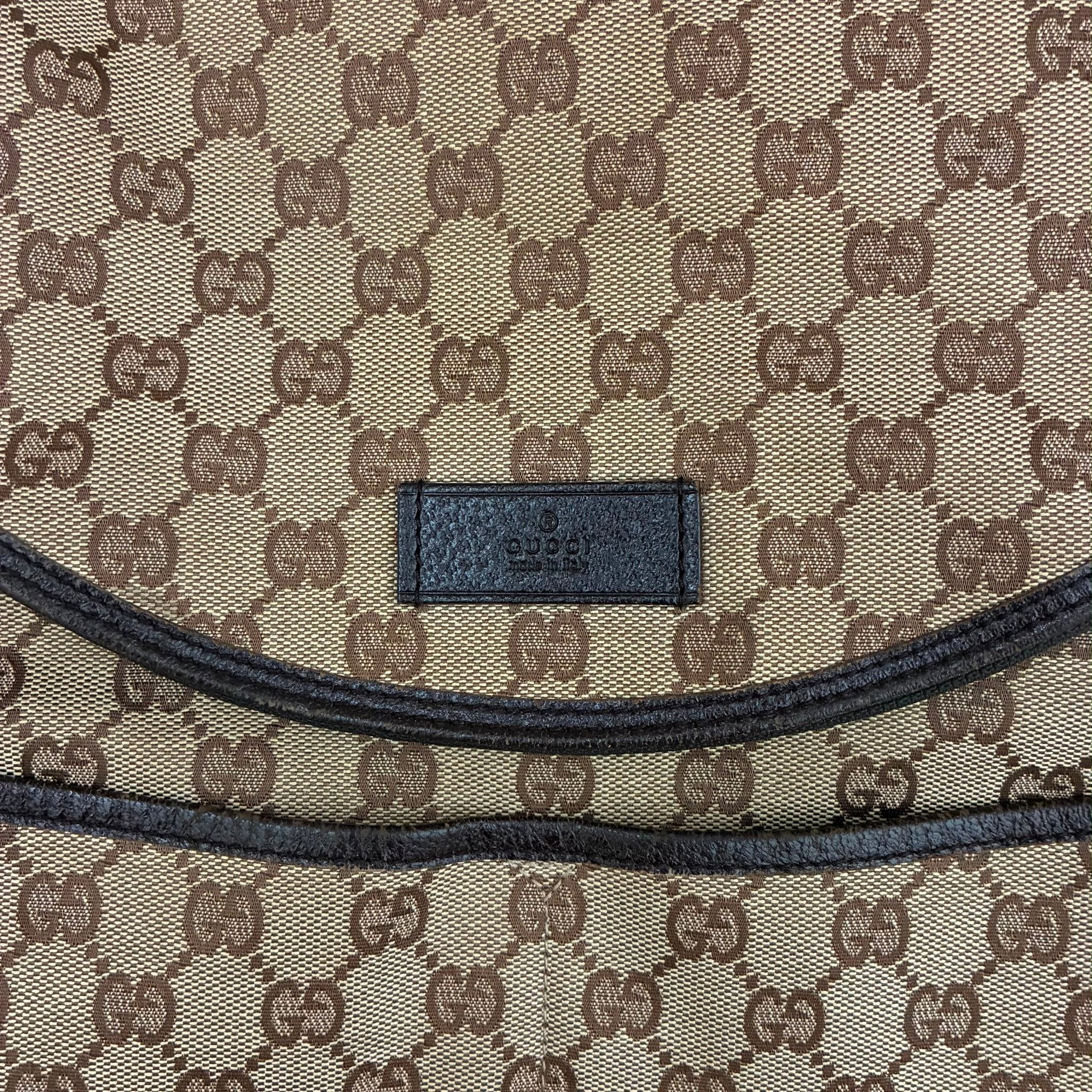 Gucci Umhängetasche / Wickeltasche