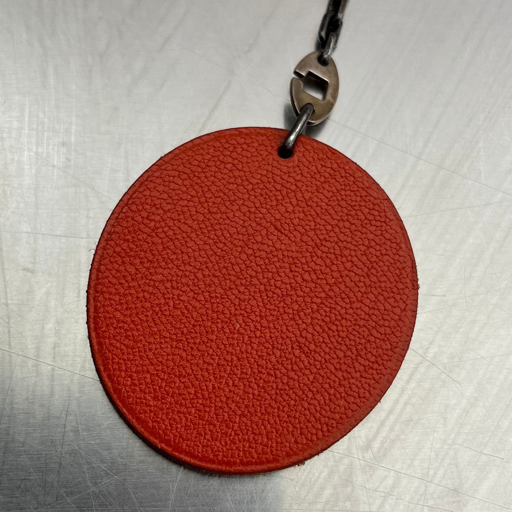 Hermès Orange Charm Anhänger