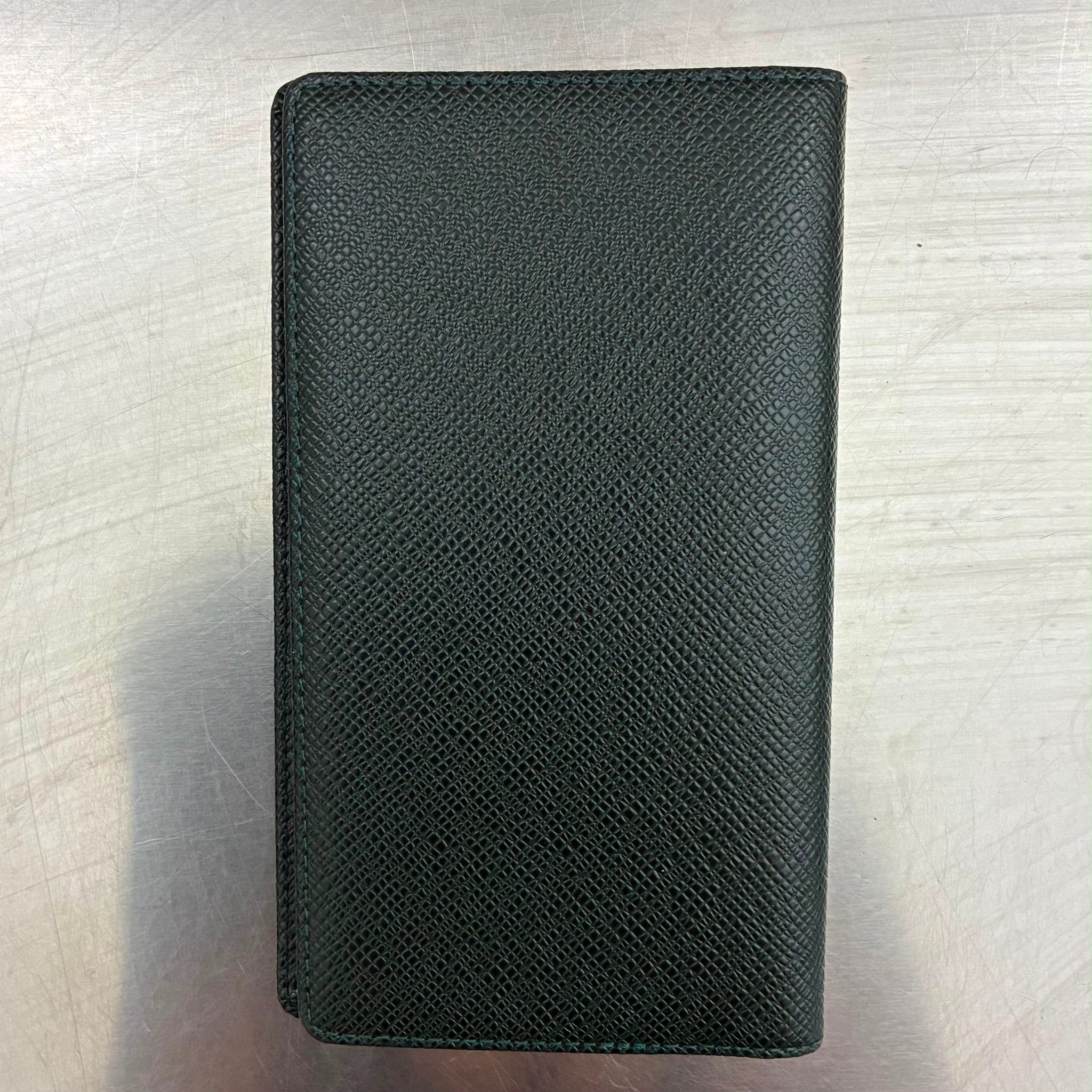 Louis Vuitton Agenda mit Adressbuch Taiga