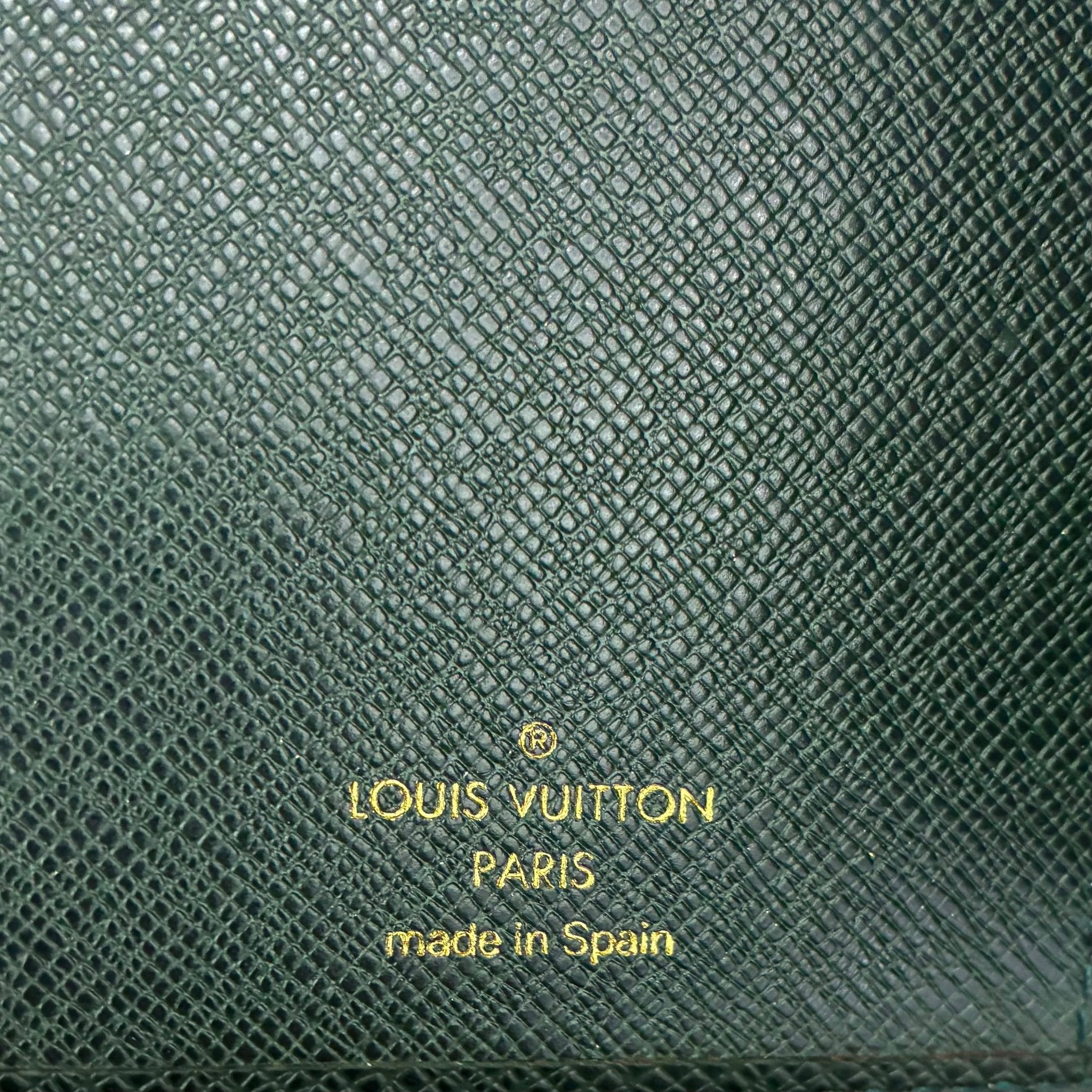 Louis Vuitton Agenda mit Adressbuch Taiga
