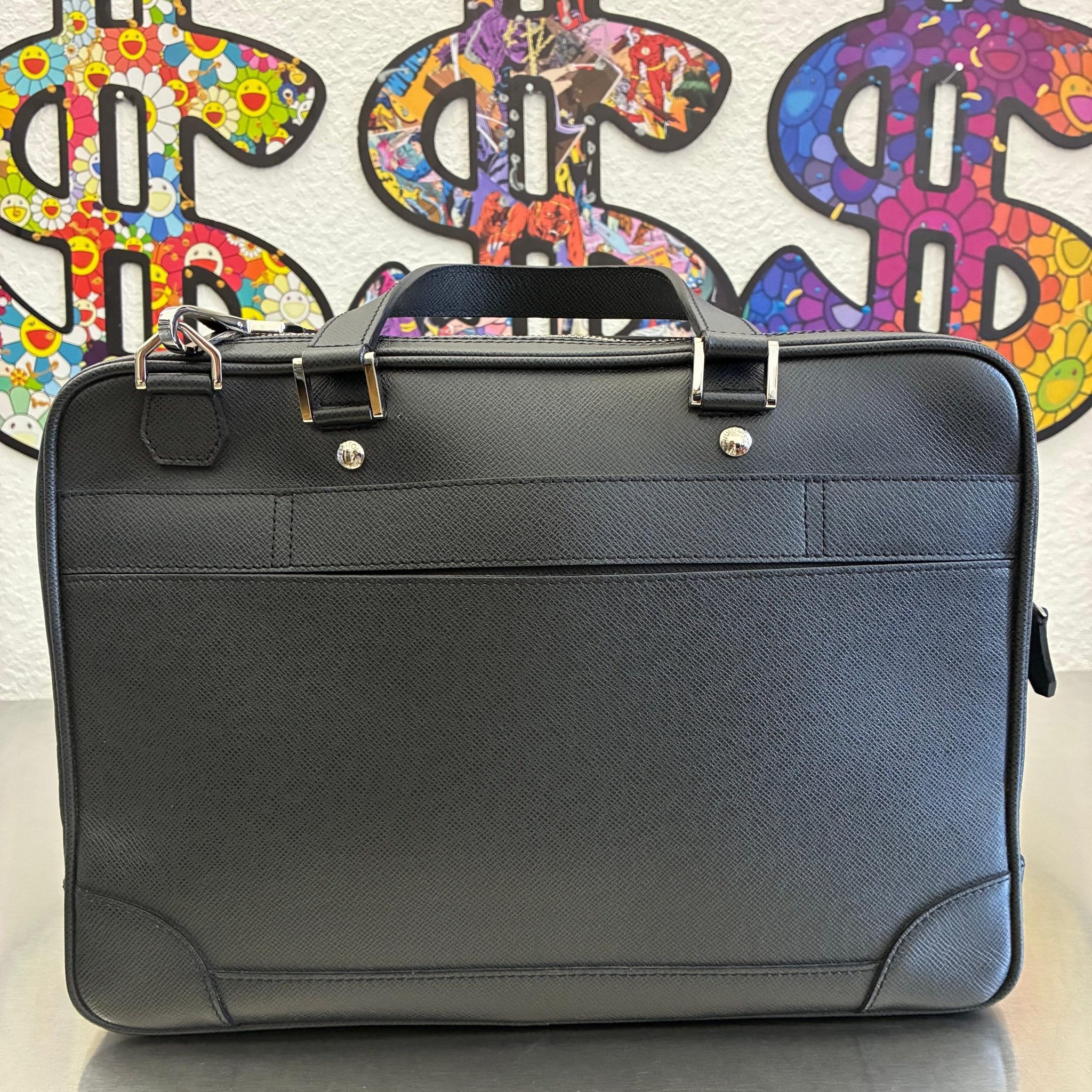 Louis Vuitton Alexander Taiga