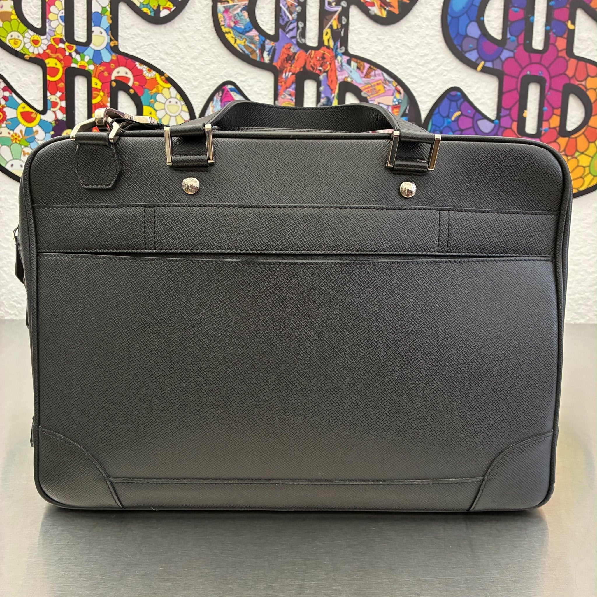 Louis Vuitton Alexander Taiga