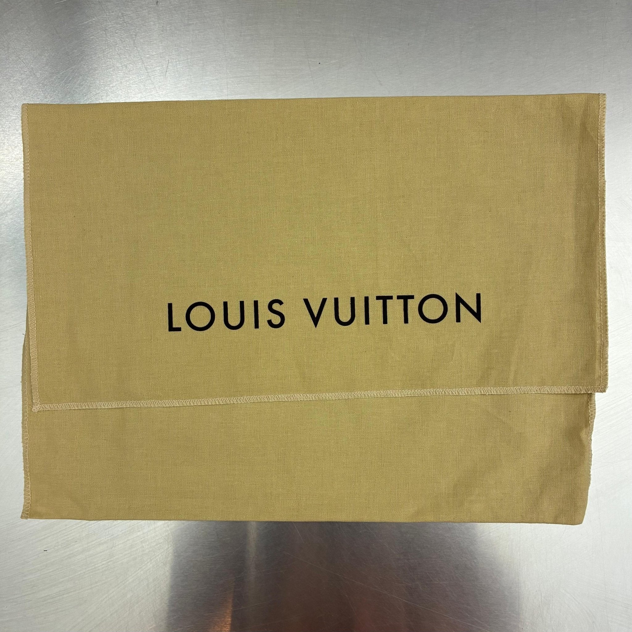 Louis Vuitton Alma BB Epi