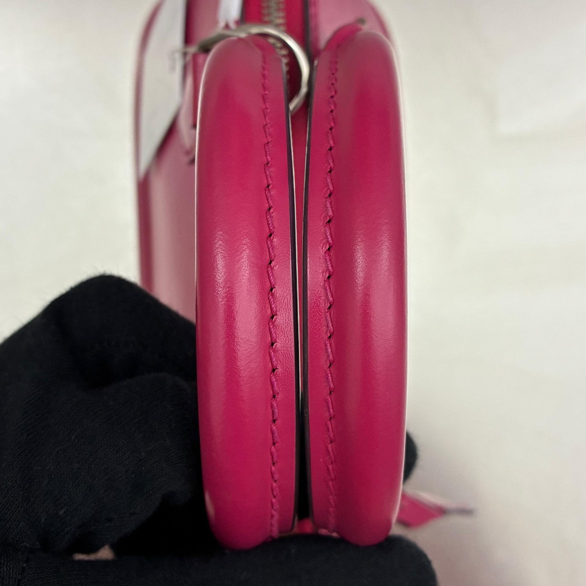 Louis Vuitton Alma BB Epi