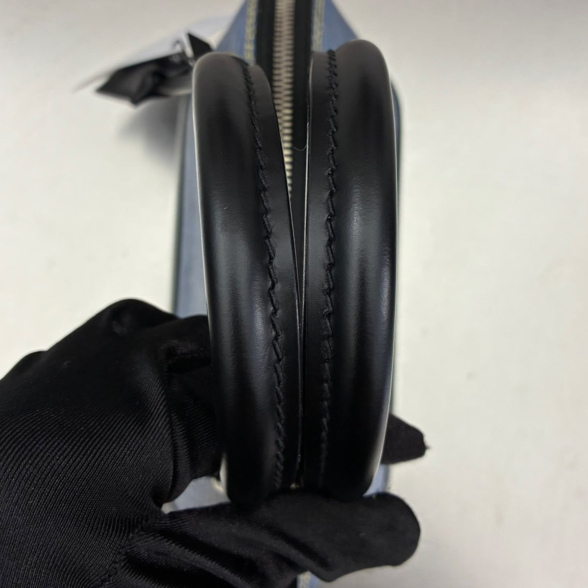 Louis Vuitton Alma BB Epi