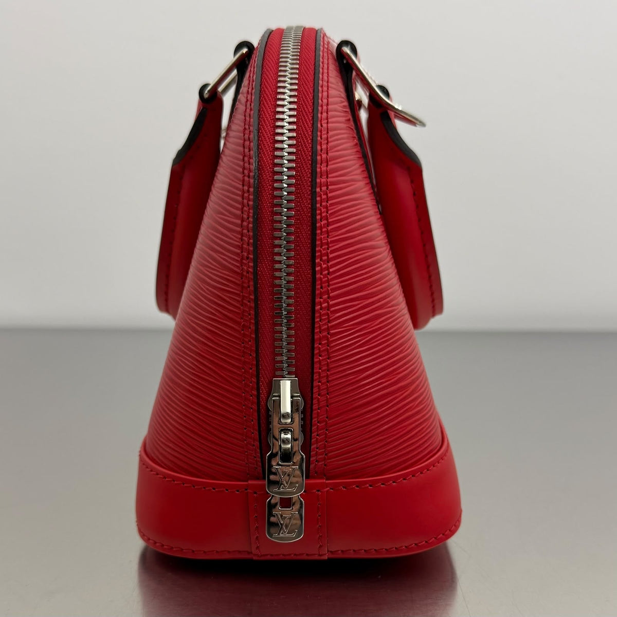 Louis Vuitton Alma BB Epi