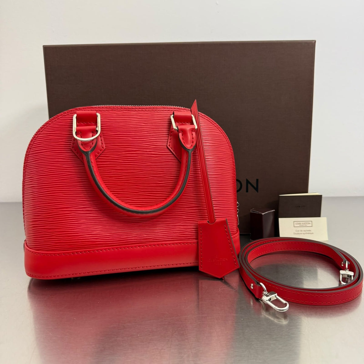 Louis Vuitton Alma BB Epi