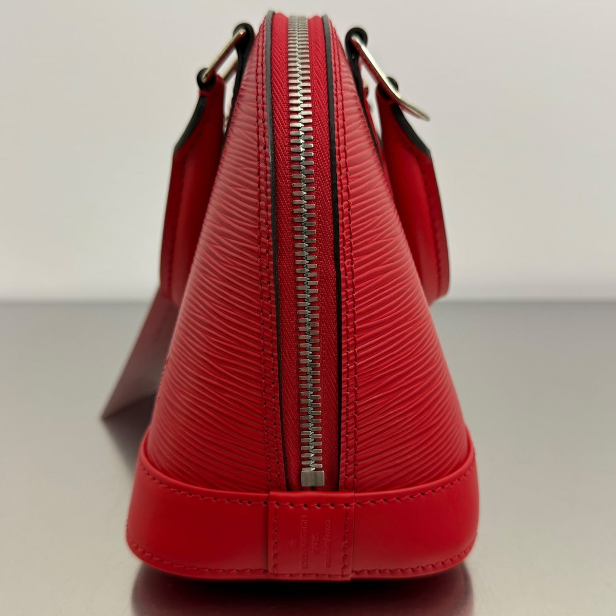 Louis Vuitton Alma BB Epi