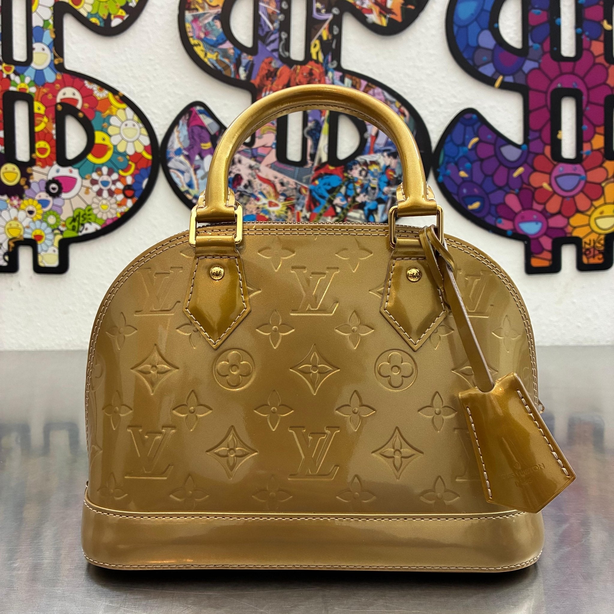 Louis Vuitton Alma BB Vernis
