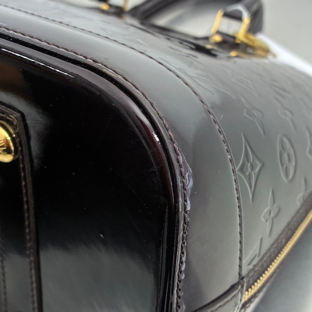 Louis Vuitton Alma GM Vernis