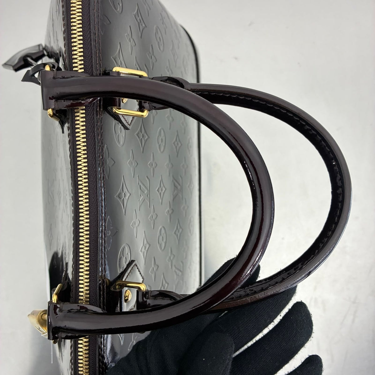 Louis Vuitton Alma GM Vernis