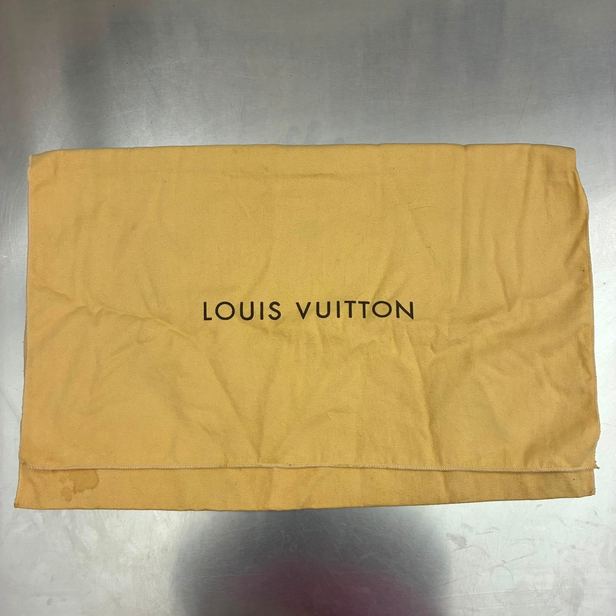 Louis Vuitton Alma GM Vernis