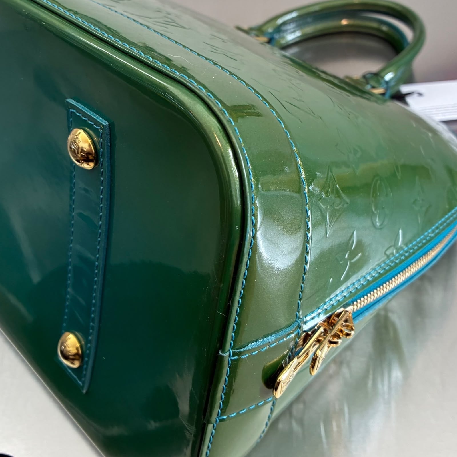 Louis Vuitton Alma GM Vernis