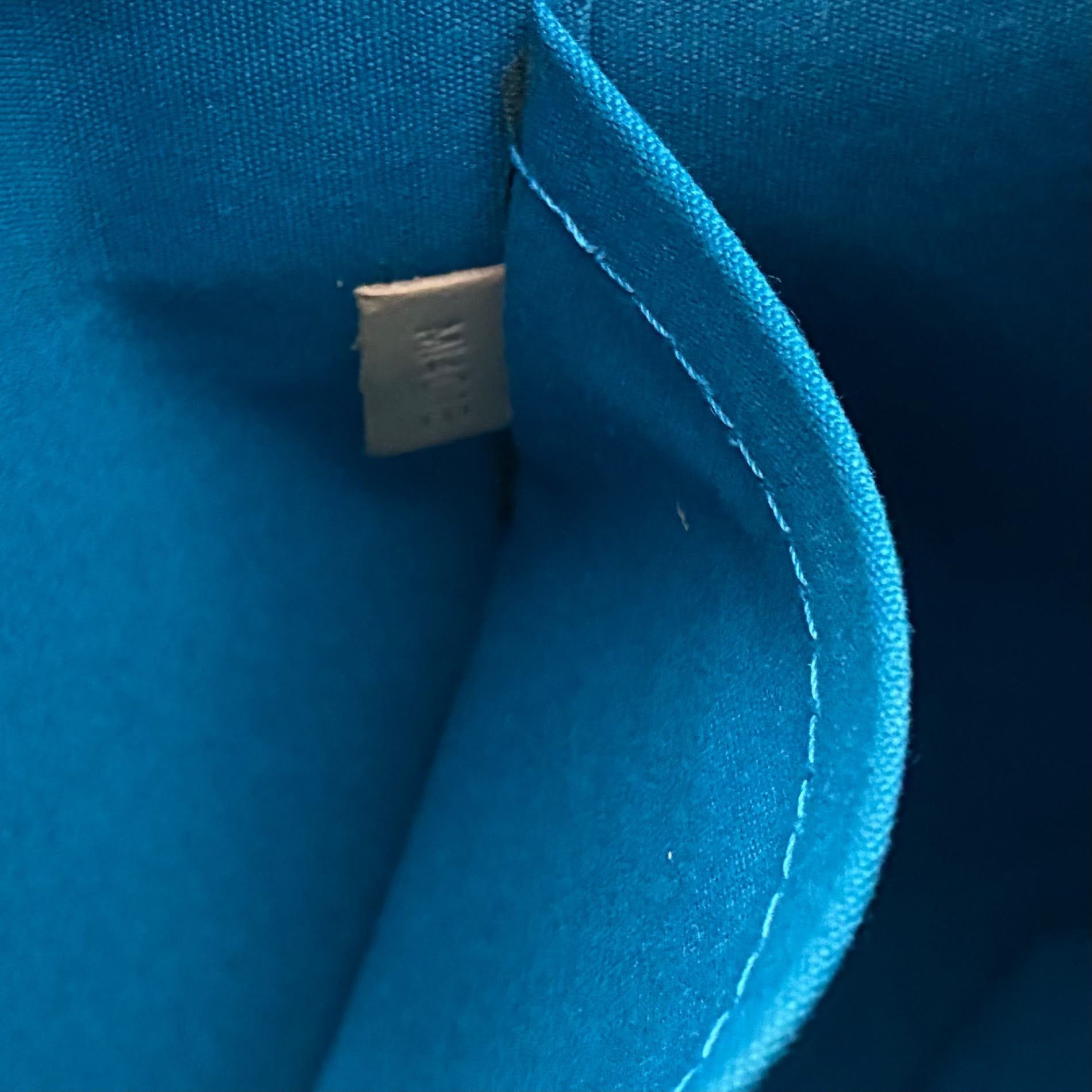 Louis Vuitton Alma GM Vernis