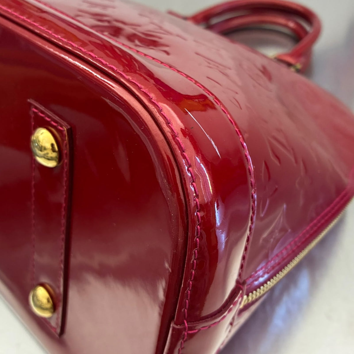 Louis Vuitton Alma MM Vernis