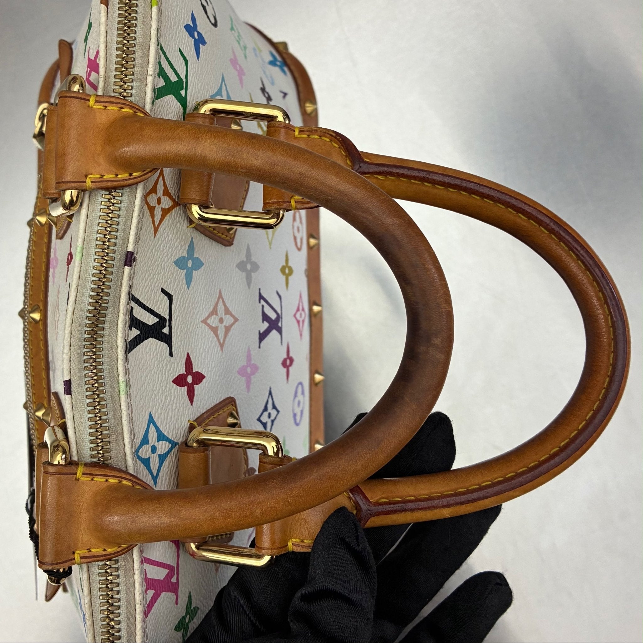 Louis Vuitton Alma Murakami