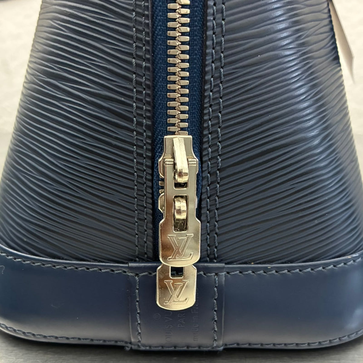 Louis Vuitton Alma PM Epi