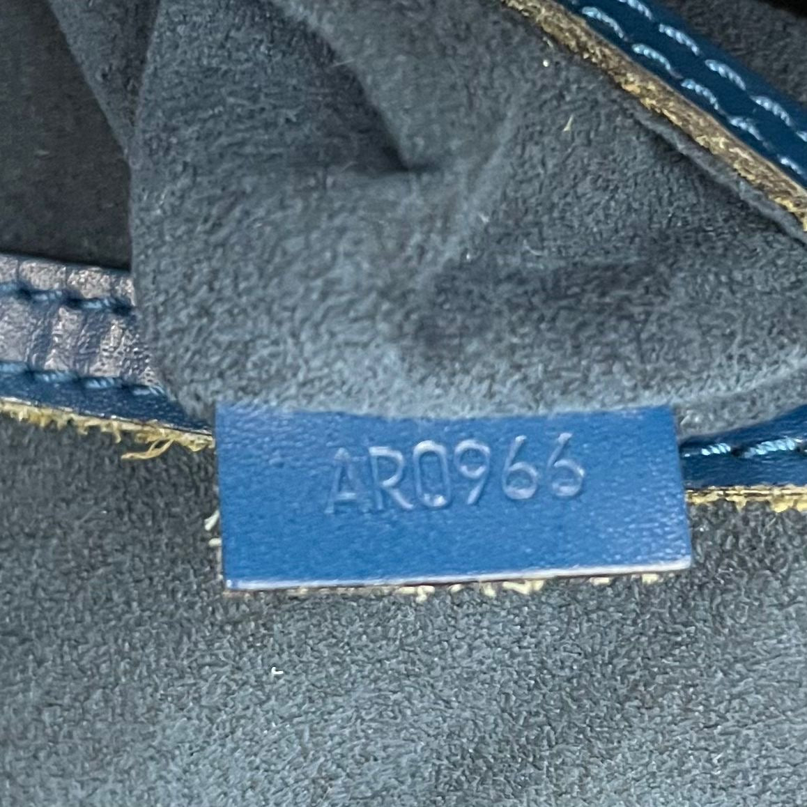 Louis Vuitton Alma PM Epi