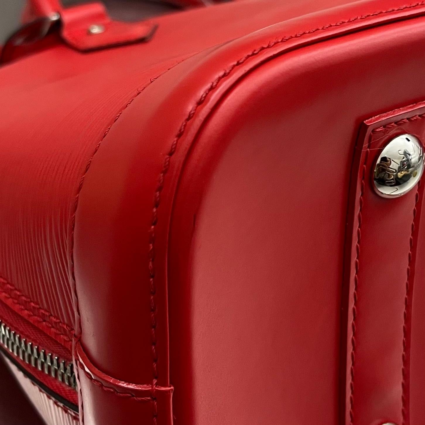 Louis Vuitton Alma PM Epi
