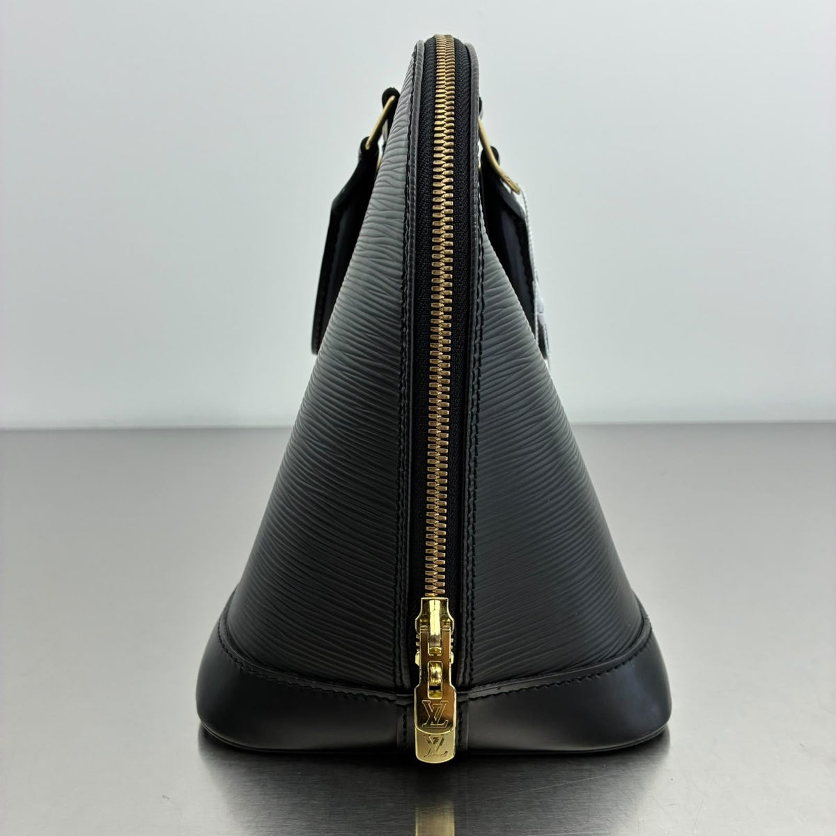 Louis Vuitton Alma PM Epi