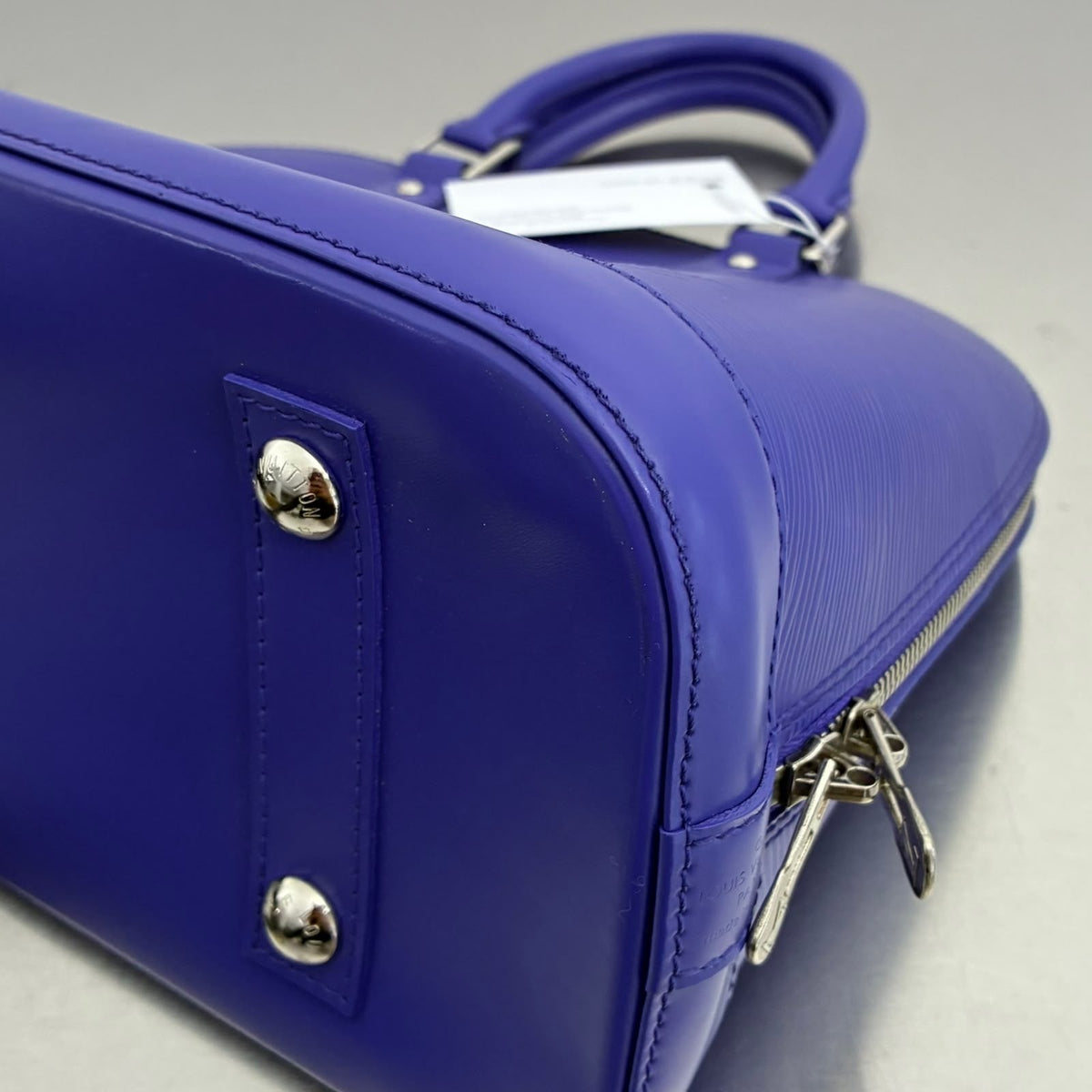 Louis Vuitton Alma PM Epi