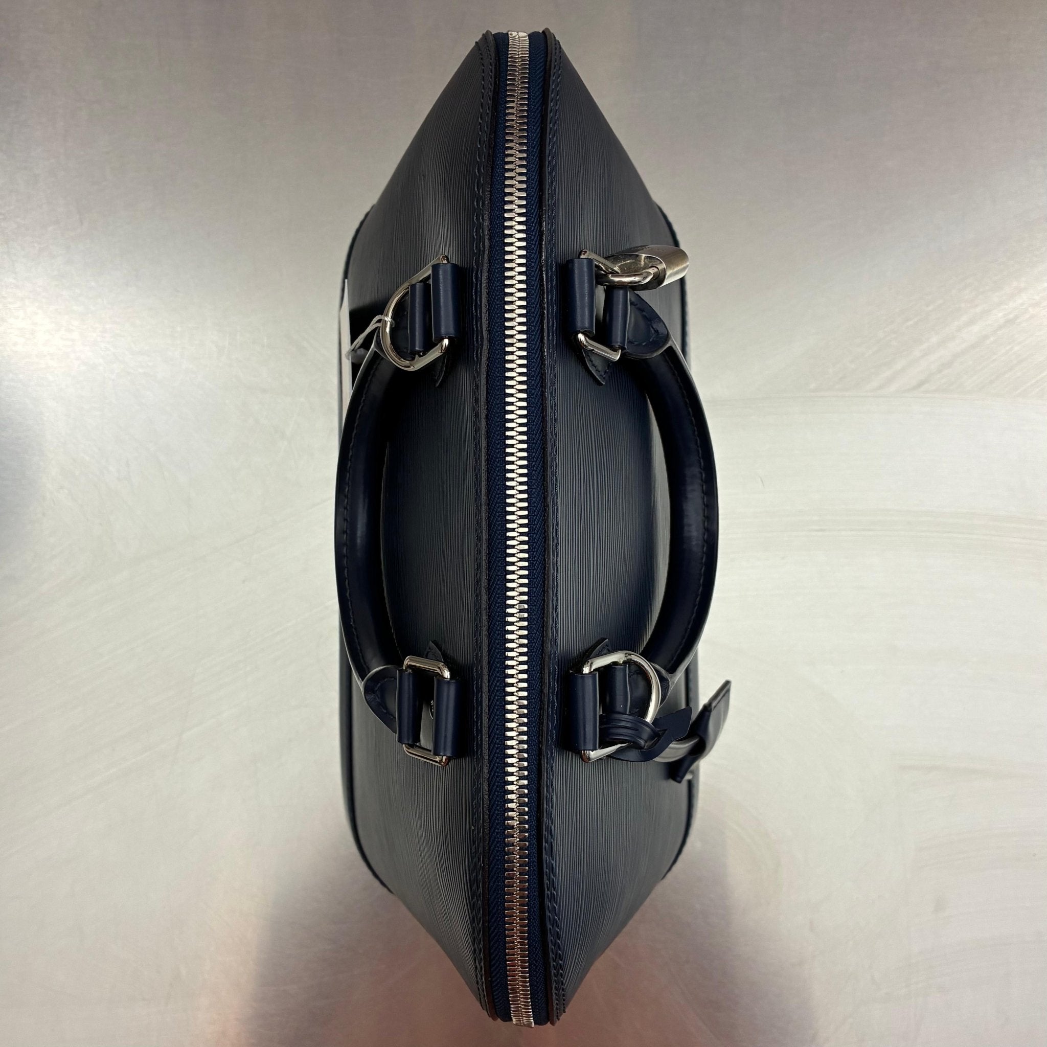 Louis Vuitton Alma PM Epi