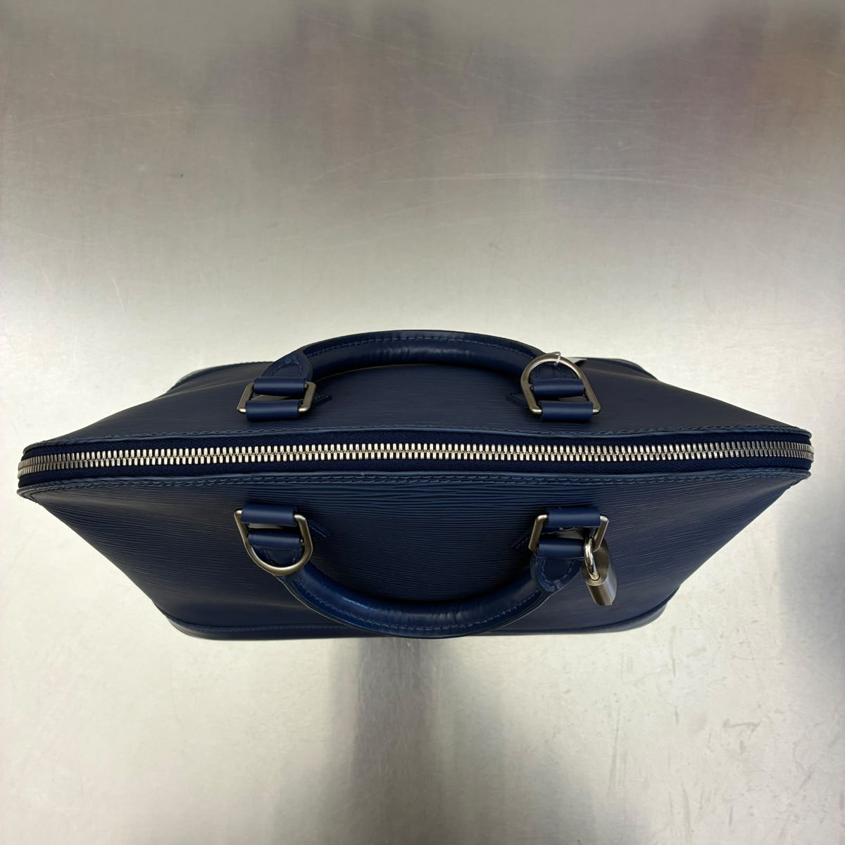 Louis Vuitton Alma PM Epi