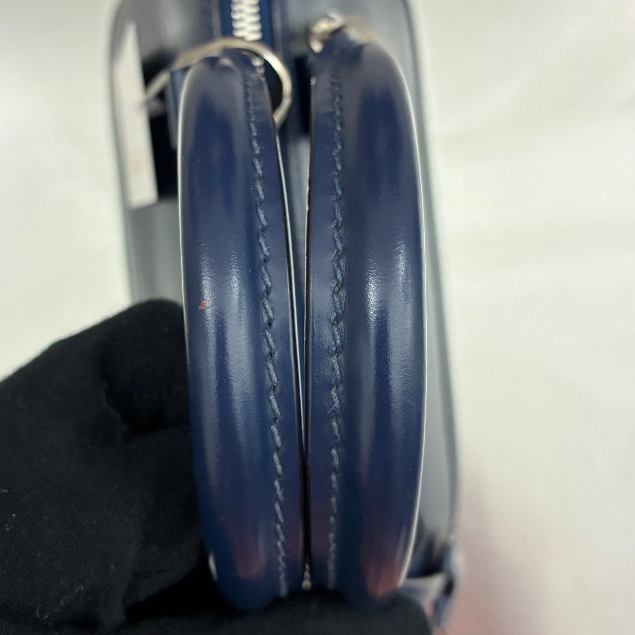 Louis Vuitton Alma PM Epi