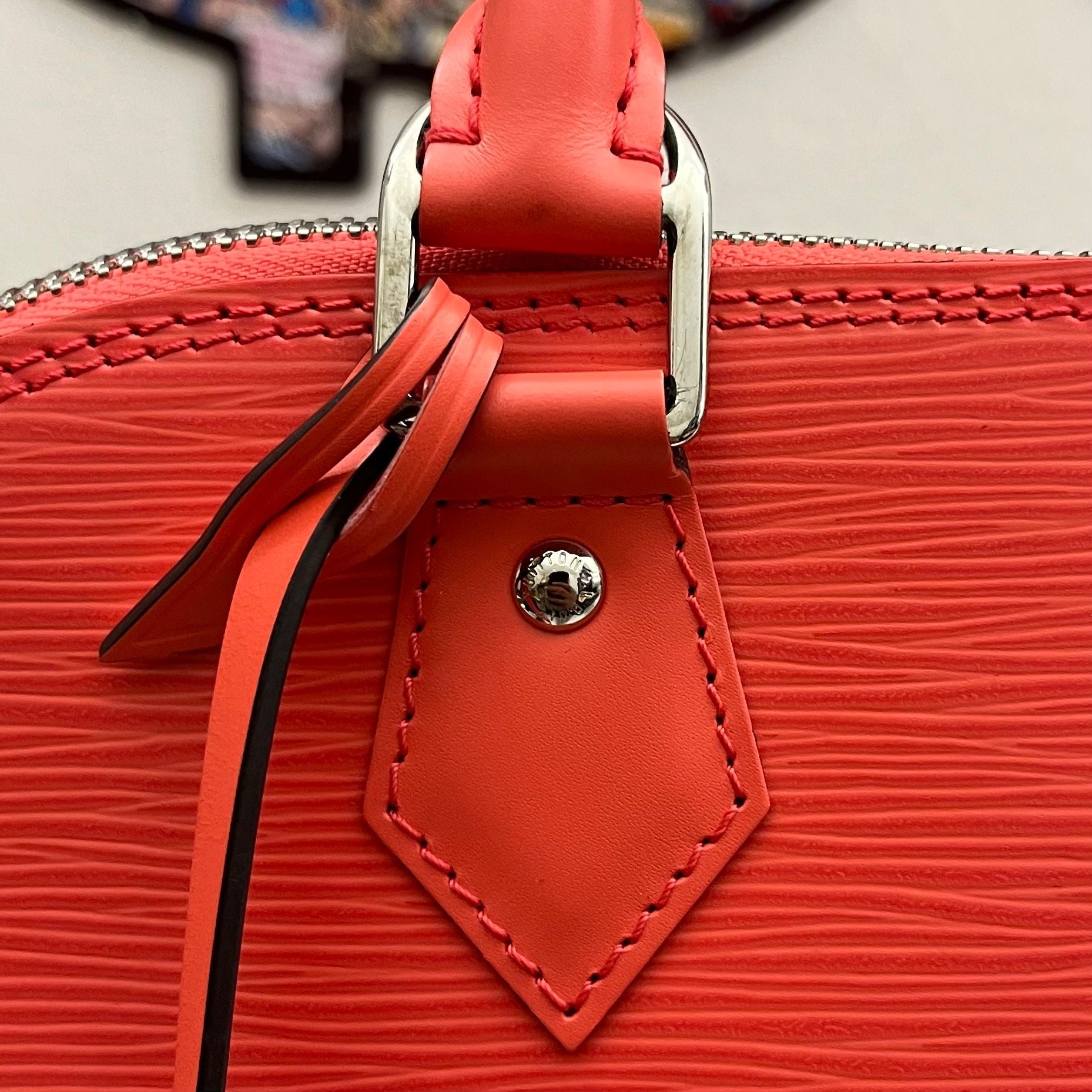 Louis Vuitton Alma PM in Epi