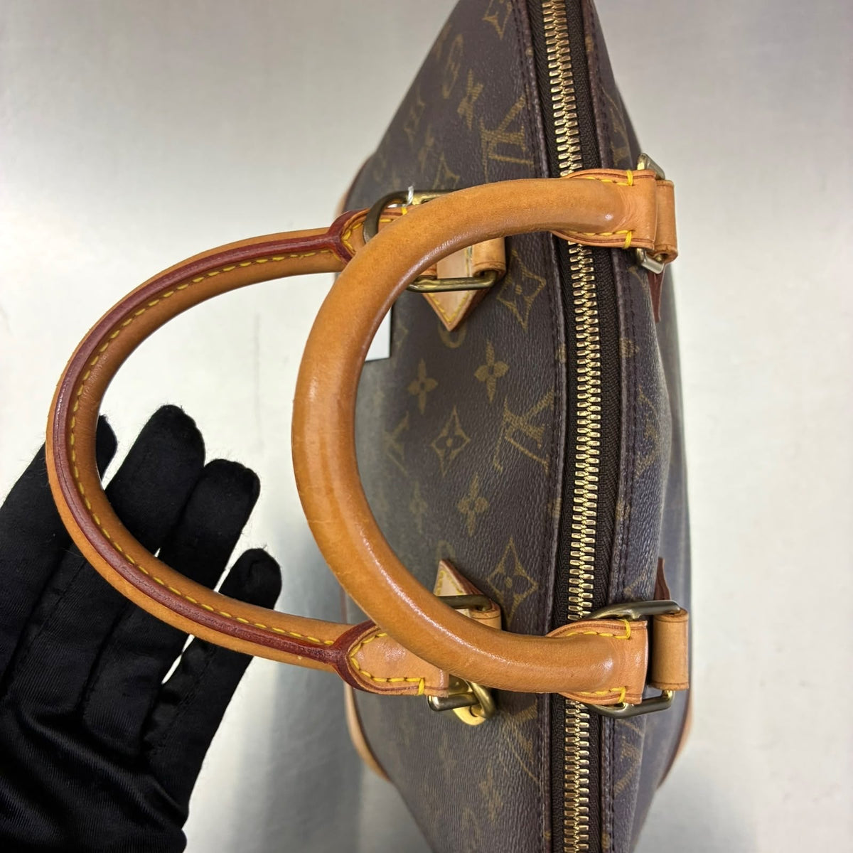 Louis Vuitton Alma PM Monogram