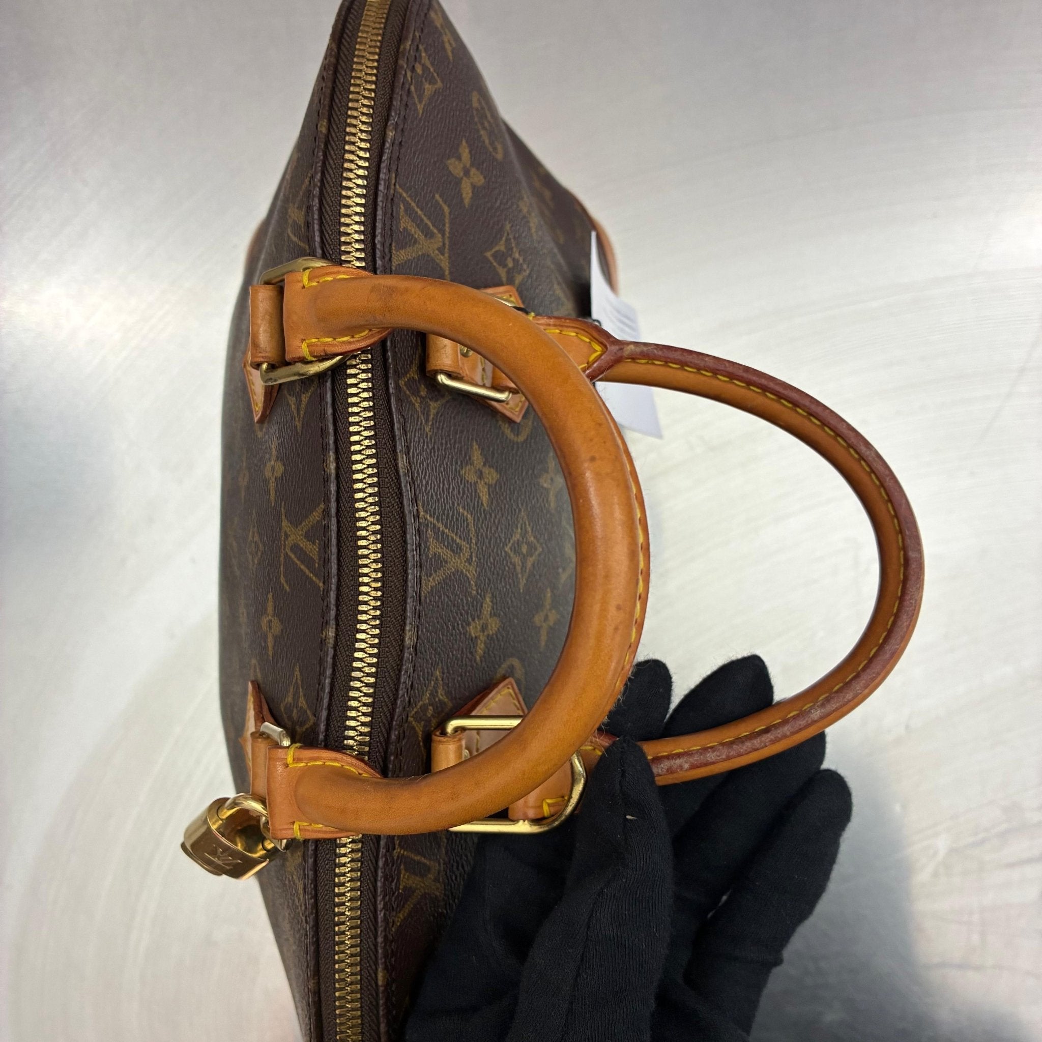 Louis Vuitton Alma PM Monogram