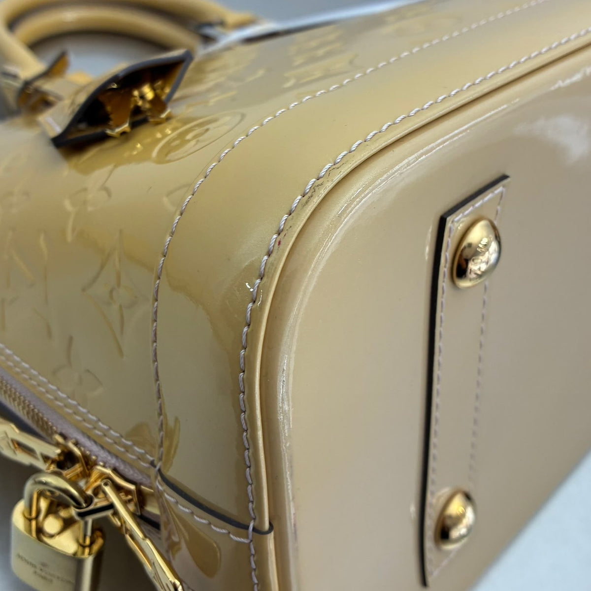 Louis Vuitton Alma PM Vernis